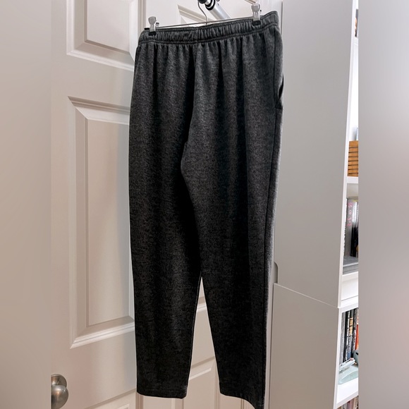 Adidas Boys Pull on Sweat Pants, size Medium - Picture 4 of 7